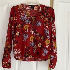 Forever 21 shirt size S